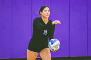 paj2341-Cab-w-volleyball-web-7-630x420_Paola Jacobs_class of 2020